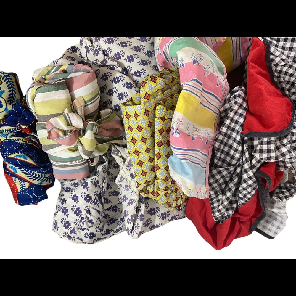 Vintage Aprons Lot